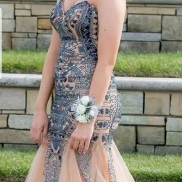 SHERRI HILL Gorgeous prom pageant dress gown 2 4 - Picture 2 of 3